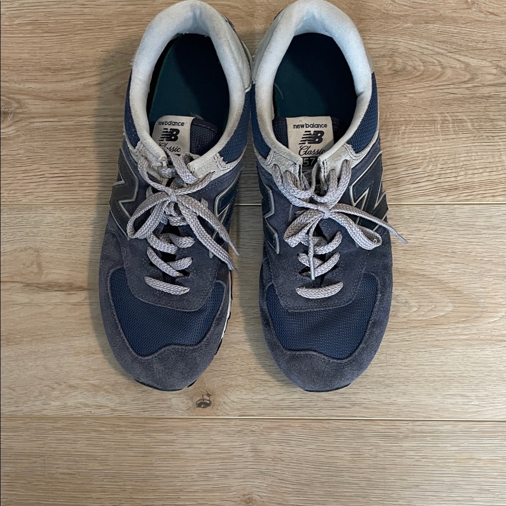 New Balance Men's Dark Blue and Gray Sneakers